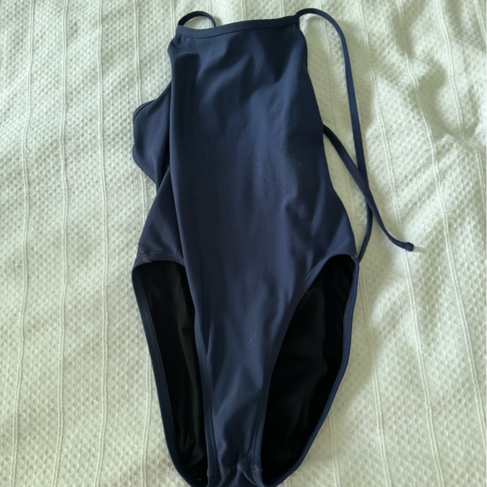 navy blue jolyn suit size 26